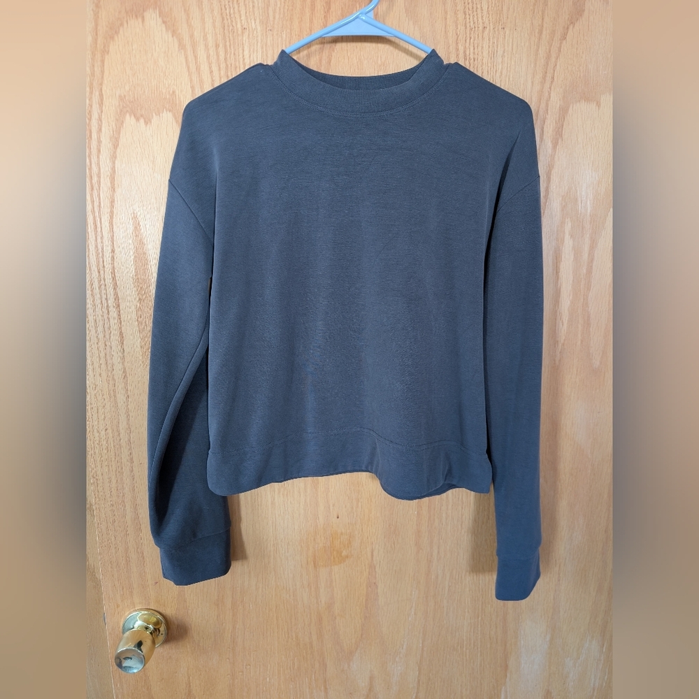 Athleta Charcoal Crewneck Top